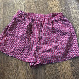 NWOT BRANDY MELVILLE PLAID SHORTS NEGOTIABLE